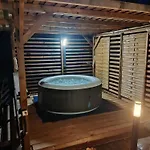 De La Ferme Du Chateau 1 - Appt Climatise Διαμέρισμα